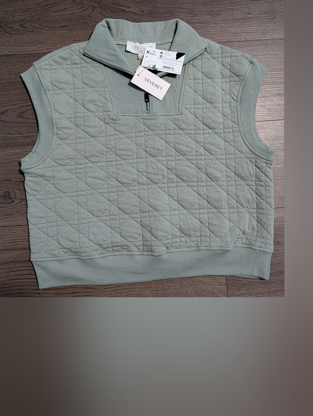 Veveret Quilted Sleeveless Top NWT